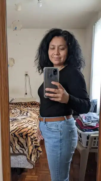 La misma mujer seis semanas después con el vientre desinflamado